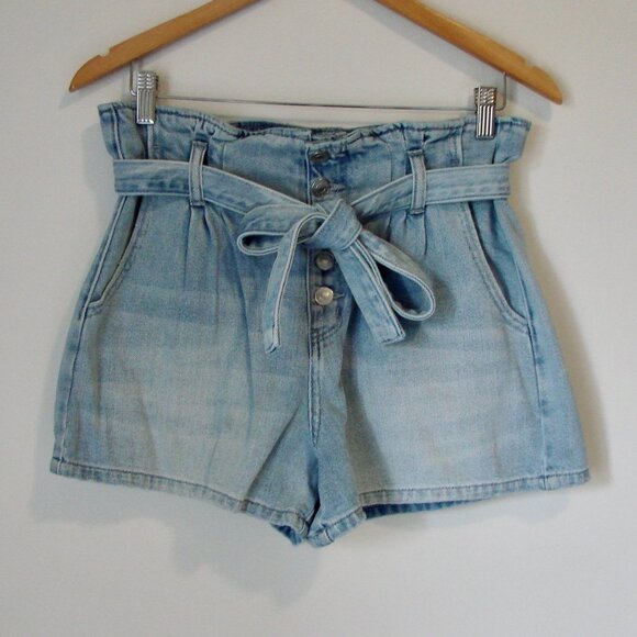 Denim Mom Shorts Paperbag High Waist Pleats Light Wash American Eagle Size 00 - Picture 3 of 16